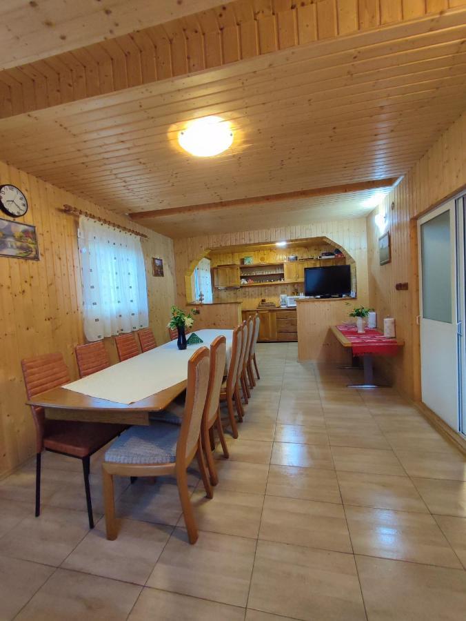Вилла Casa Diana Nucsoara  Экстерьер фото
